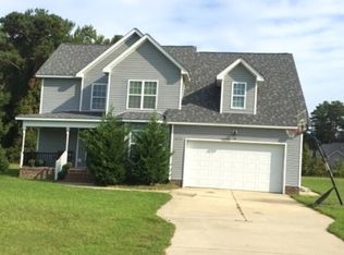 3177 Mobleys Bridge Rd, Grimesland, NC 27837