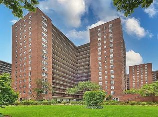 98-20 62nd Dr #2K, Rego Park, NY 11374