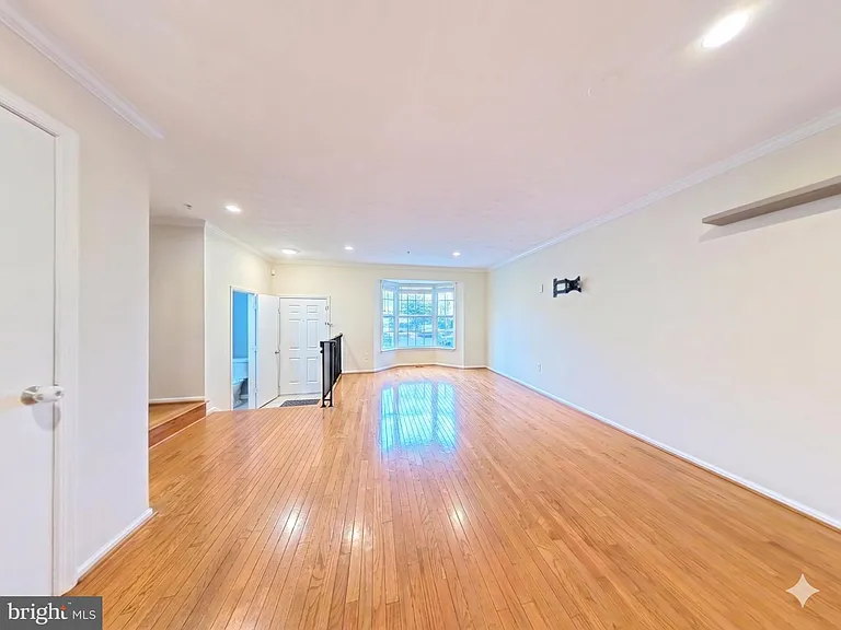 6955 Aquamarine Ct — Photo 27
