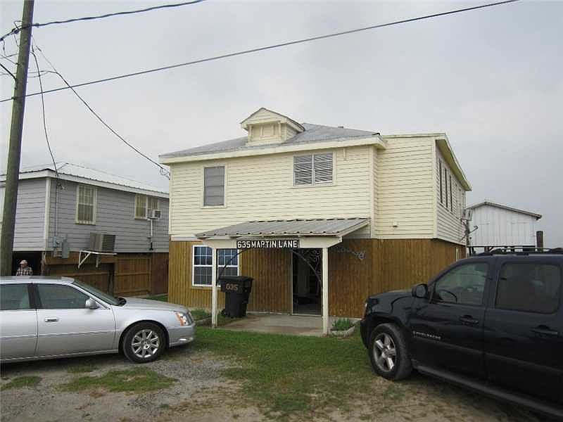 1st image of 635 Martin Ln