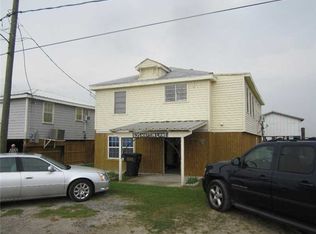 635 Martin Ln, Port Sulphur, LA 70083