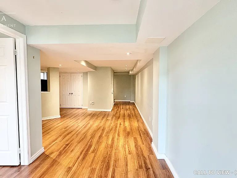 569 Blythwood Sq #2 — Photo 5