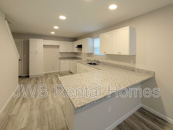 4th image of 4321 Pathwood Way