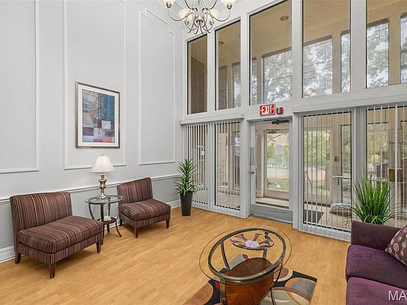 4th image of 539 Coeur De Royale Dr APT 408