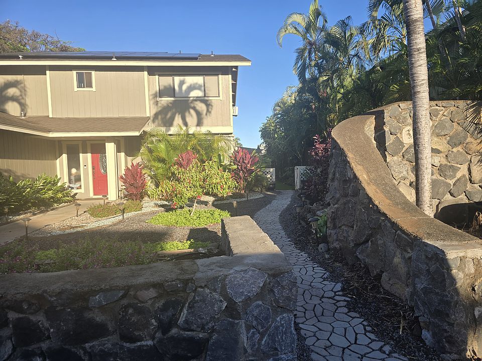 1st image of 2736 Puu Hoolai St
