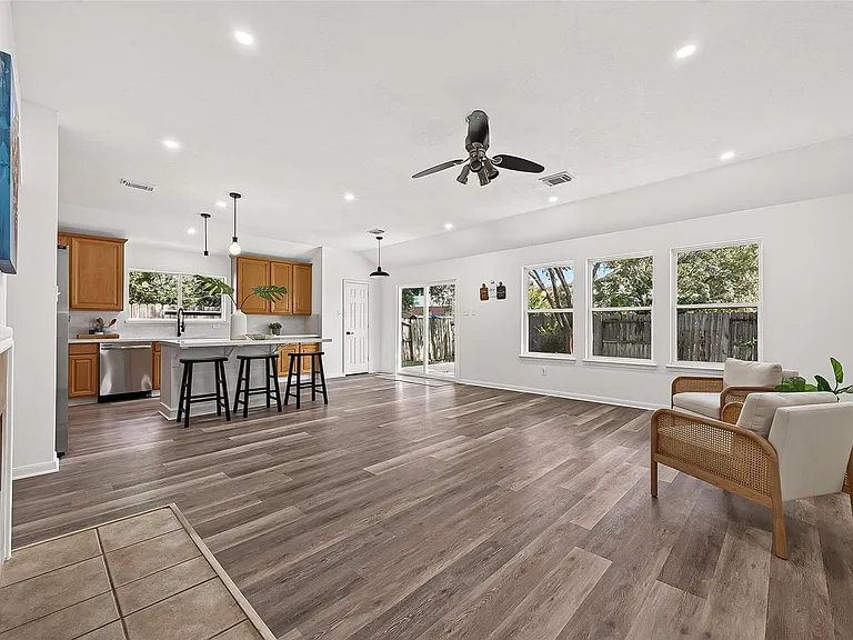 5535 Gable Meadows Dr — Photo 12