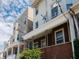 125 W 19th St APT 3R, Bayonne, NJ 07002