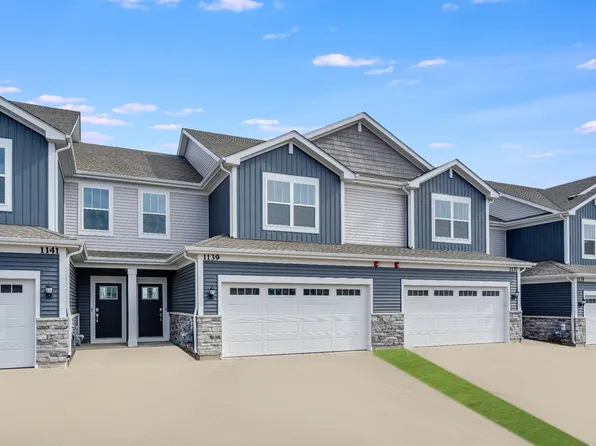 686 Cassia Ct, Crystal Lake, IL 60012