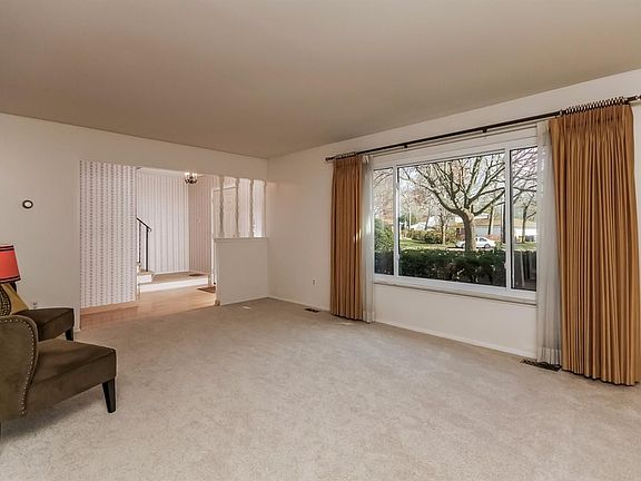 3rd image of 2855 Quail Hollow Ct