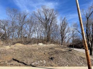 4045 Olive St, Kansas City, MO 64130