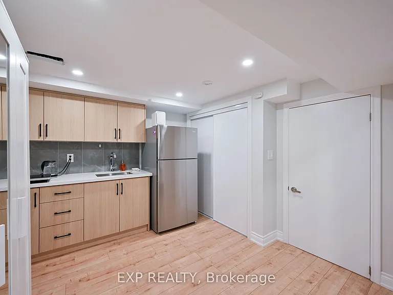 3351 Hornbeam Cres N #64 — Photo 31