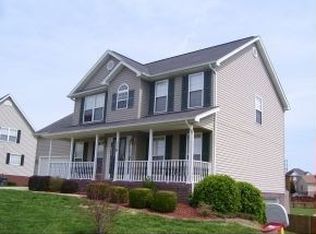 119 Sterling Ct, Bluff City, TN 37618