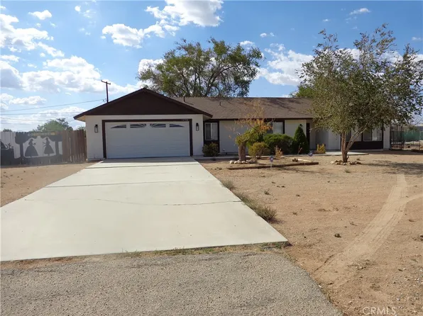12744 Running Deer Rd, Apple Valley, CA 92308