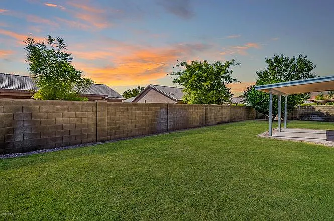 3 bed, 2058 sqft, $2,800 — Photo 2