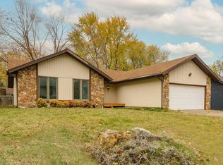 1515 E Price St, Springfield, MO 65804