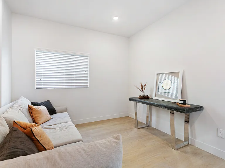 5135 Marathon St #3A — Photo 6
