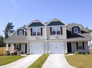 213 Walton Dr, New Bern, NC 28562
