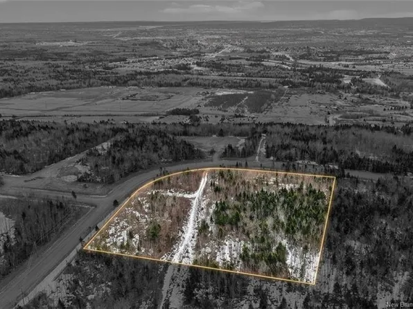 345 Timberline Rd, Moncton, NB E1G 3G7