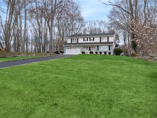 8 Lalli Drive, Katonah, NY 10536