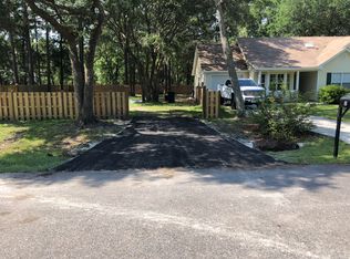 2 Southern Magnolia Dr, Beaufort, SC 29907