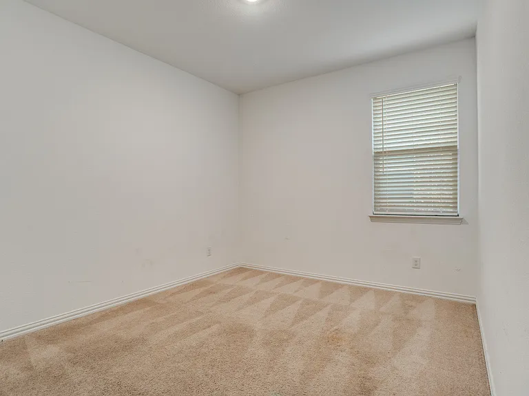 4913 Sagerun Dr — Photo 18