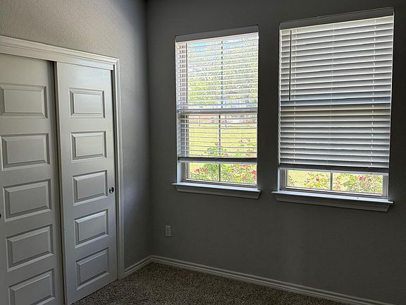 5th image of 2107 Pecan Island Dr