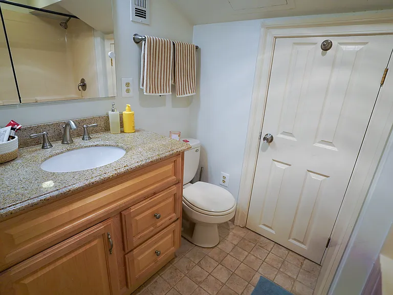 712 S Linwood Ave — Photo 21