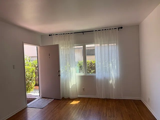 12538 Venice Blvd #1 — Photo 18