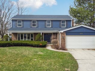 405 Juniper Pkwy, Libertyville, IL