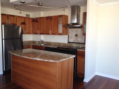1355 N Sandburg Ter #2708D, Chicago, IL, 60610