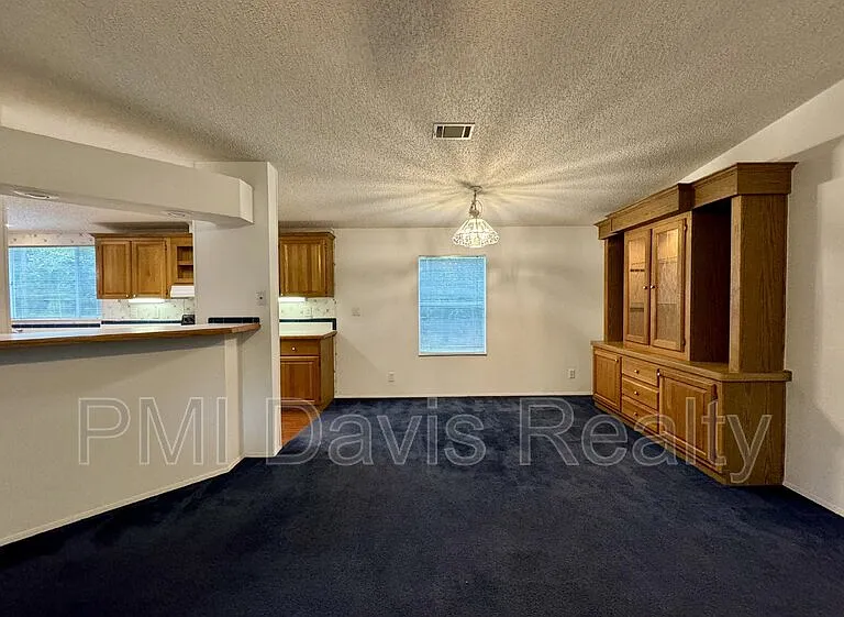 149 Aster Ave — Photo 7