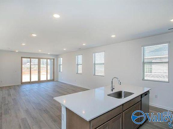 5th image of 103 Cavern Ct