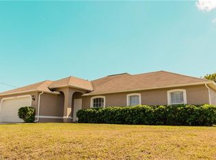 1614 NE 12th Ter, Cape Coral, FL 33909