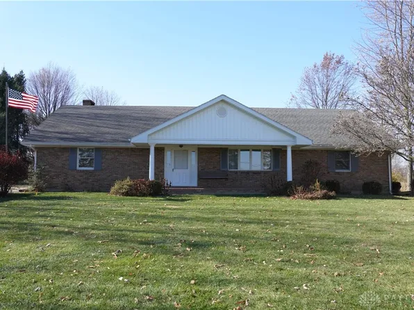 6434 Hillgrove Southern Rd, Greenville, OH 45331