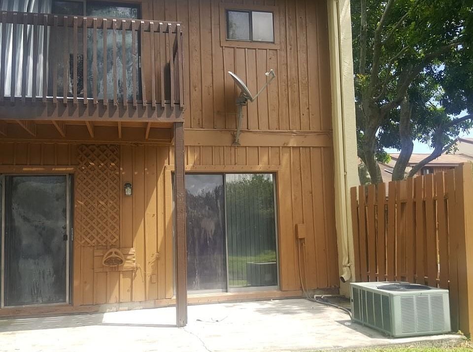 2nd image of 4185 SW 87th Ter #0