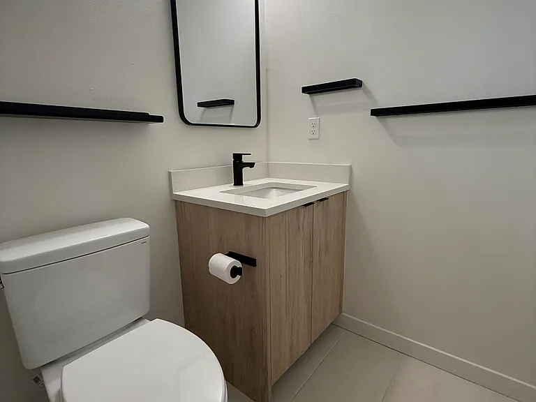 2326B 15th Ave S #2 — Photo 5