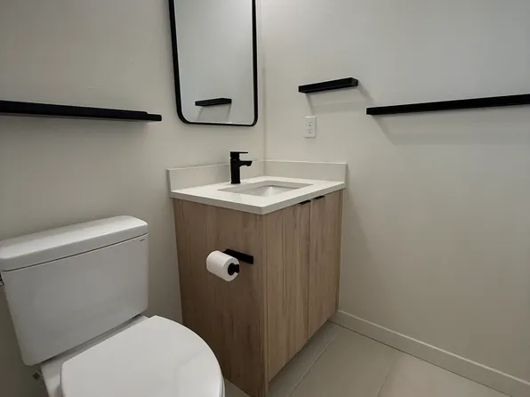 2326B 15th Ave S #2, Seattle, WA 98144