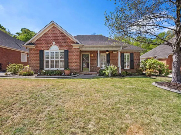 533 Magnolia Crest Cir, Gardendale, AL 35071