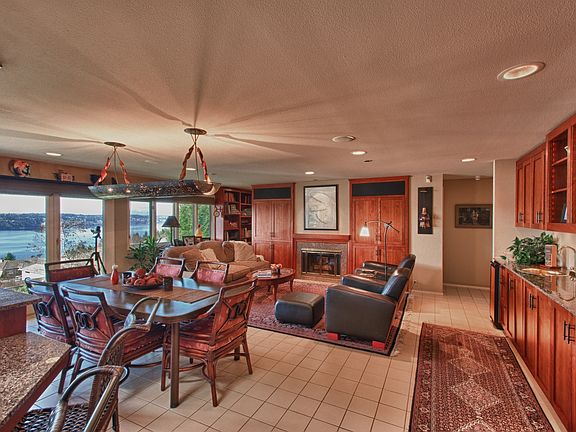 5th image of 6701 N 49th St