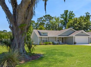 368 Pecan Pointe Dr, Brunswick, GA 31525
