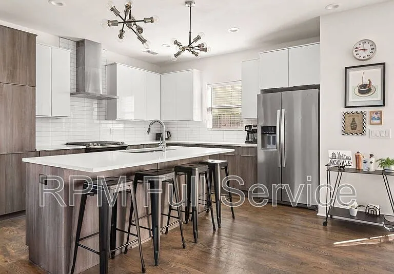 208 Myrtle St #A — Photo 4