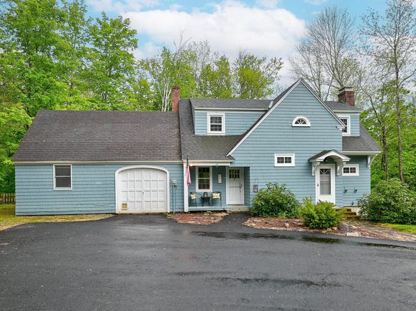 32 Hurricane Mountain Road, Conway, NH 03860