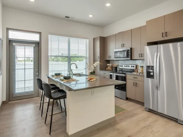 Slate at Fishers District