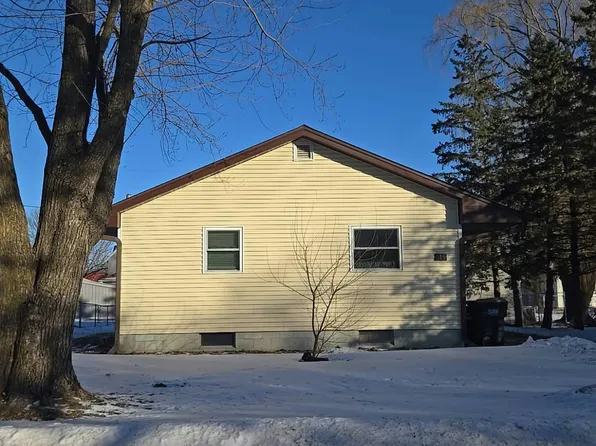 116 Elm St N, Lester Prairie, MN 55354