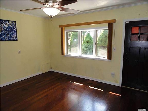 4th image of 2131 Salisbury Park Dr