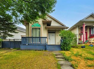 28 W Martinridge Rd NE, Calgary, AB T3J3L4
