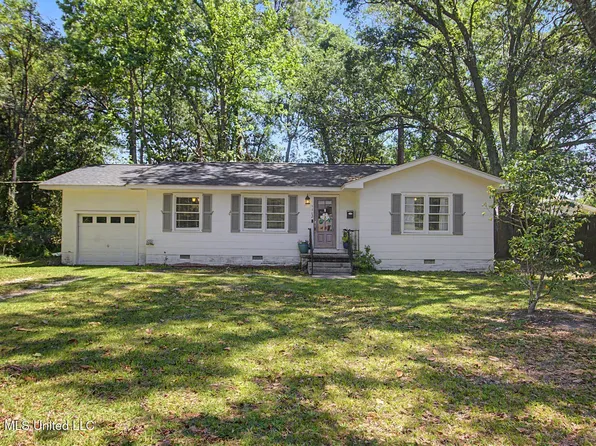 5102 Monroe Ave, Gulfport, MS 39507