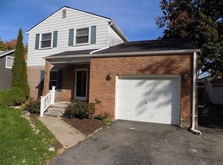 38014 Mallast St, Harrison Township, MI