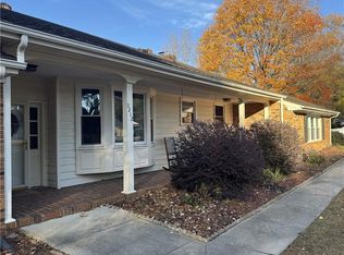 5212 Overland Ct, Virginia Beach, VA 23462