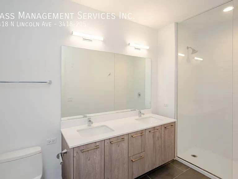 3418 N Lincoln Ave #205 — Photo 22
